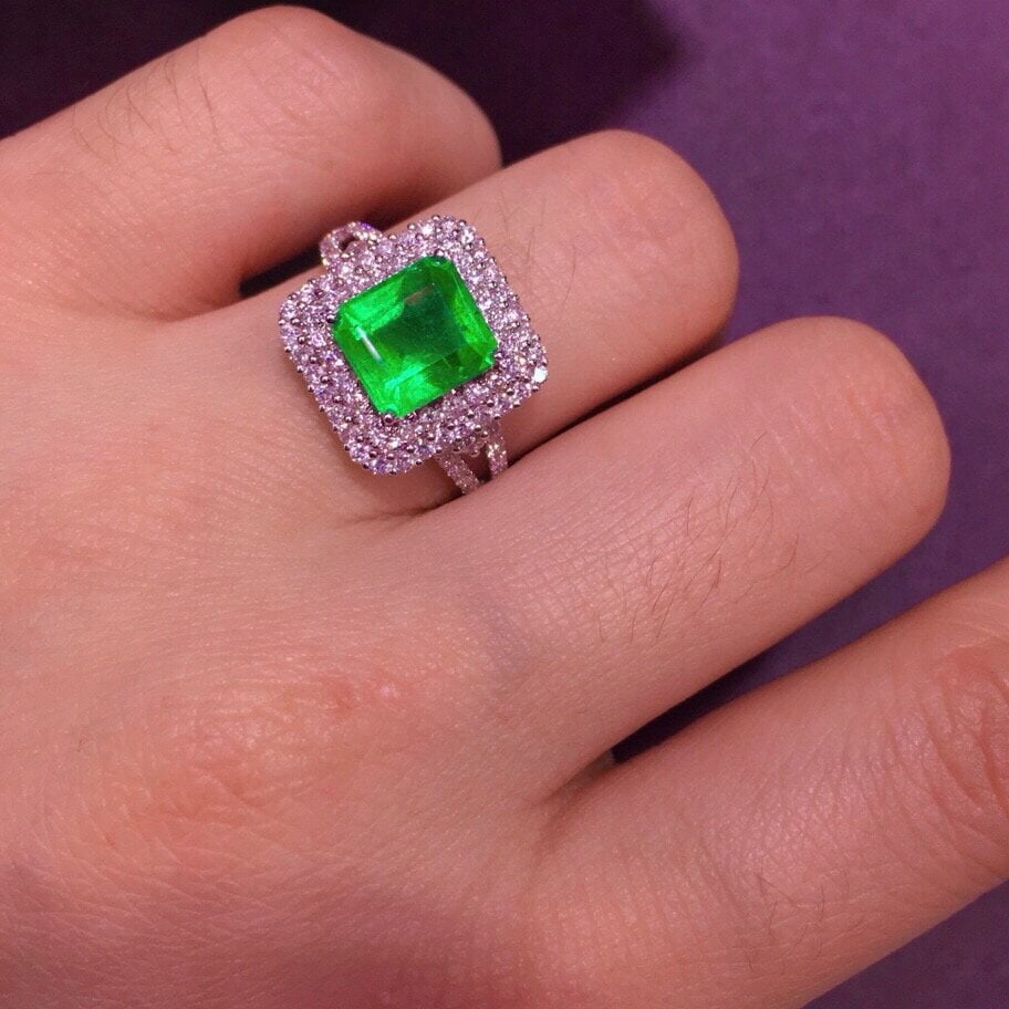 14k Gold 2.65 Ct Vivid Green Natural Emerald & Diamond Ring - 6