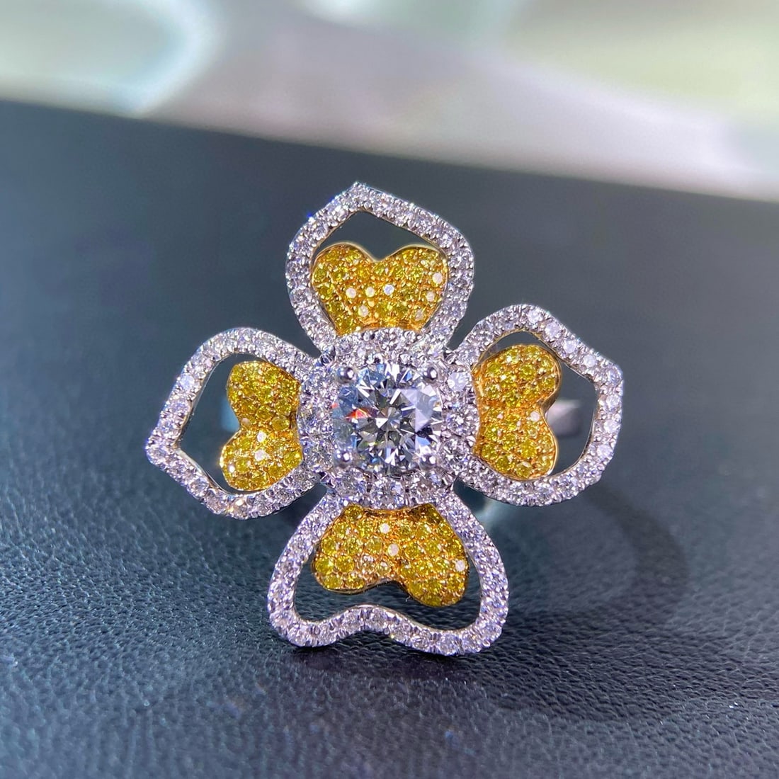 Gia Certified 14k Gold 1.33 Ctw Natural D Vs2 3ex Round Diamond Ring/pendant( Without Chain ): Ref:230940343 // gold content:14k gold // ring size:7. 25us // // main gemstone:diamond // certified:gia // shape:round // carat weight:0. 5ct // clarity grade:vs2 // color:d // treatment:natural