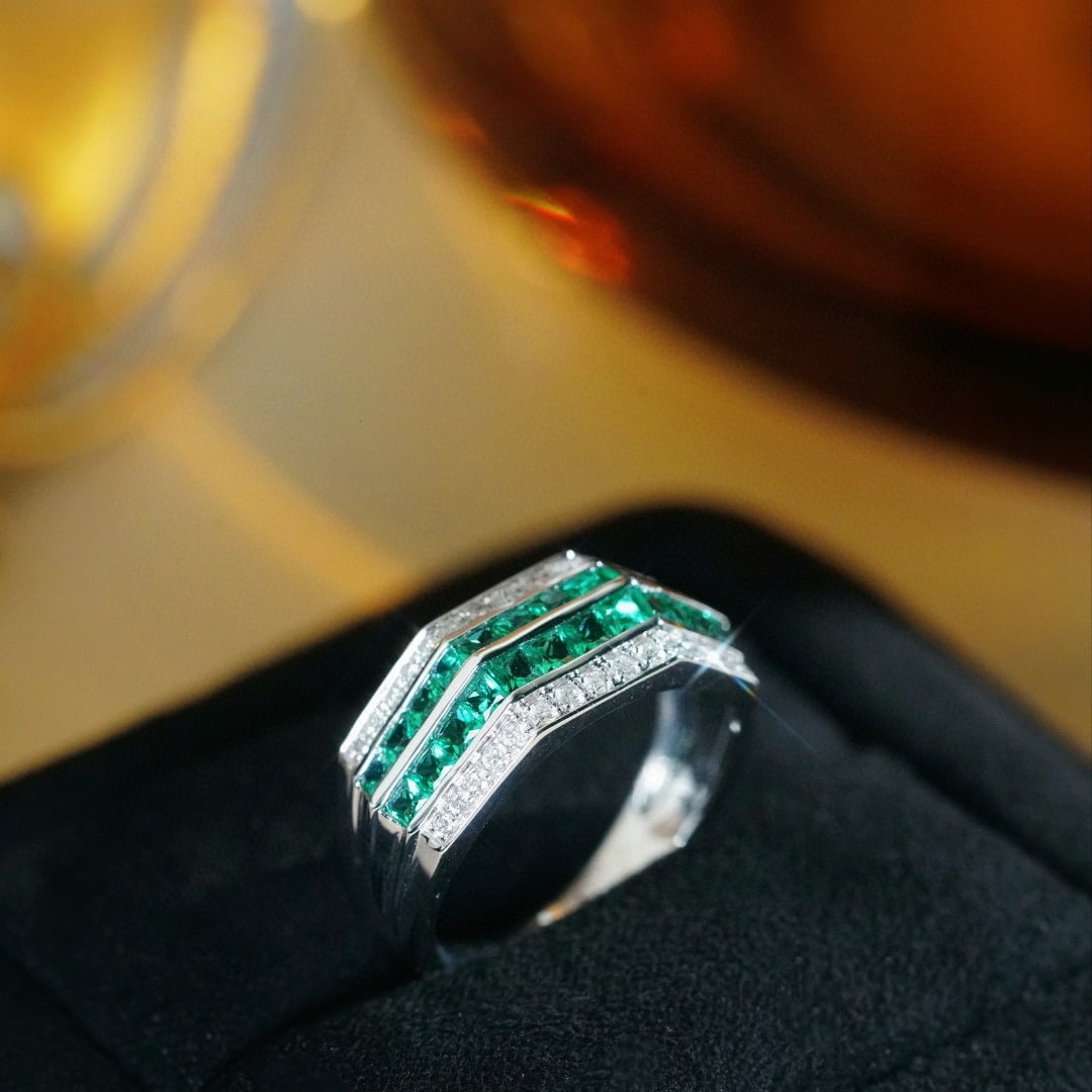 14k Gold 1.28 Ctw Vivid Green Natural Emerald & Diamond Ring - 3