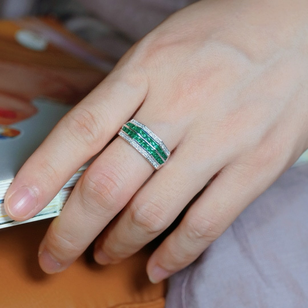 14k Gold 1.28 Ctw Vivid Green Natural Emerald & Diamond Ring - 5