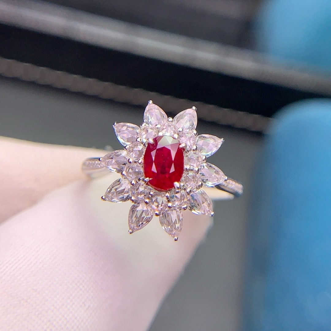 14k Gold 0.74 Ct Natural Ruby & Sapphire & Diamond Ring: Ref:230940353 // gold content:14k gold // ring size:7. 25us // // main gemstone:ruby // shape:oval // carat weight:0. 74ct // color:pigeonblood red // treatment:natural // // adjacent gemstone 2 : sap