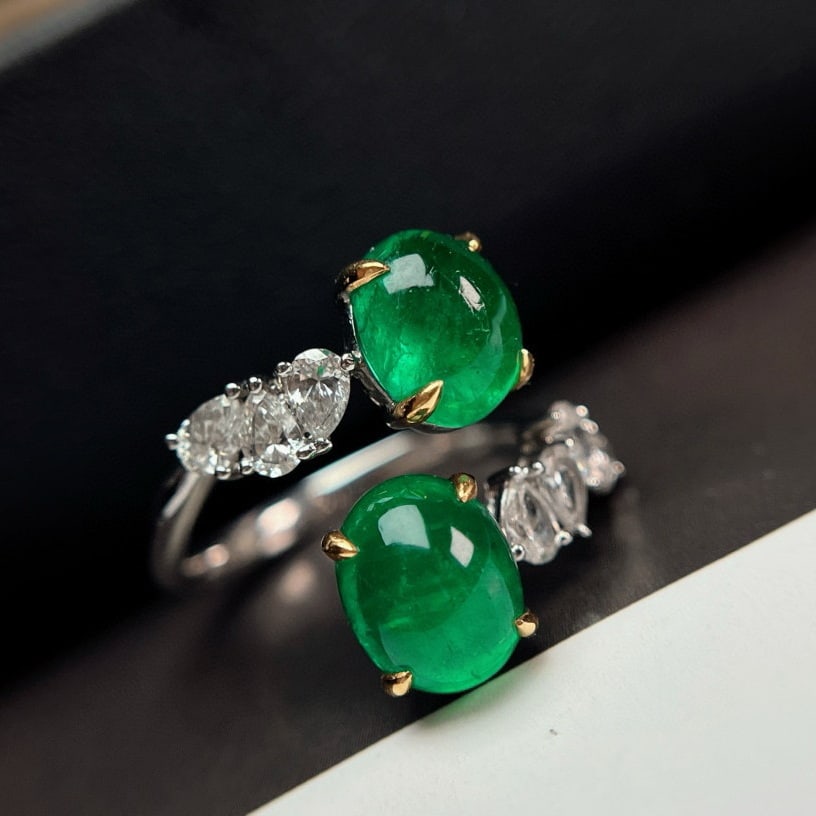 14k Gold 4.20 Ct Vivid Green Natural Emerald & Diamond Ring - 5