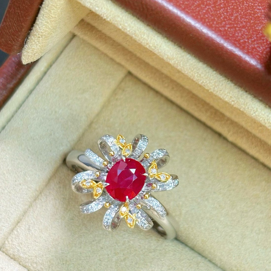 14k Gold 1.30 Ctw Natural Ruby & Diamond Ring - 4