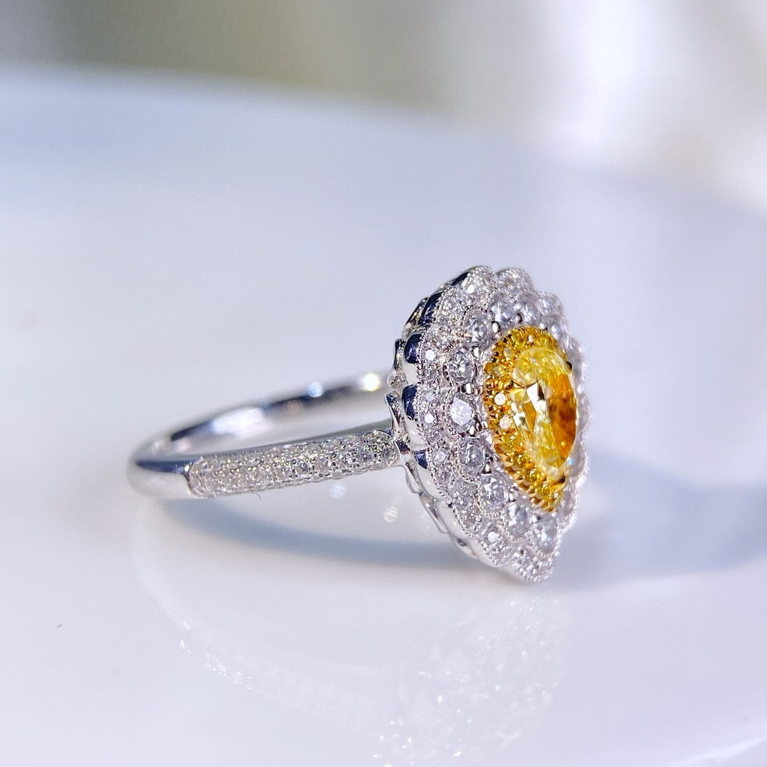 Gia Certified 14k Gold 1.22 Ctw Natural Yellow Diamond & Diamond Ring - 2