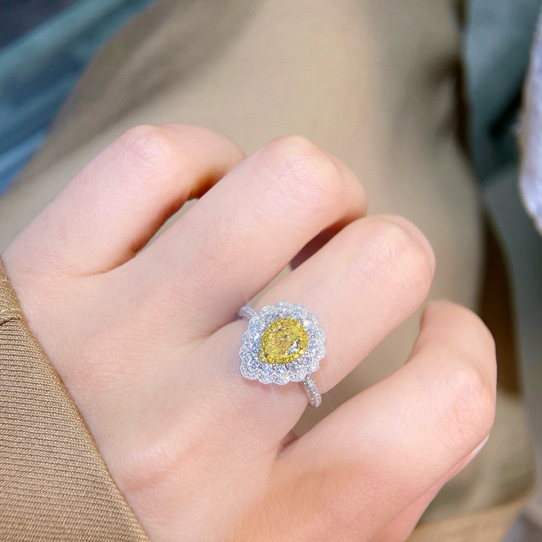 Gia Certified 14k Gold 1.22 Ctw Natural Yellow Diamond & Diamond Ring - 3