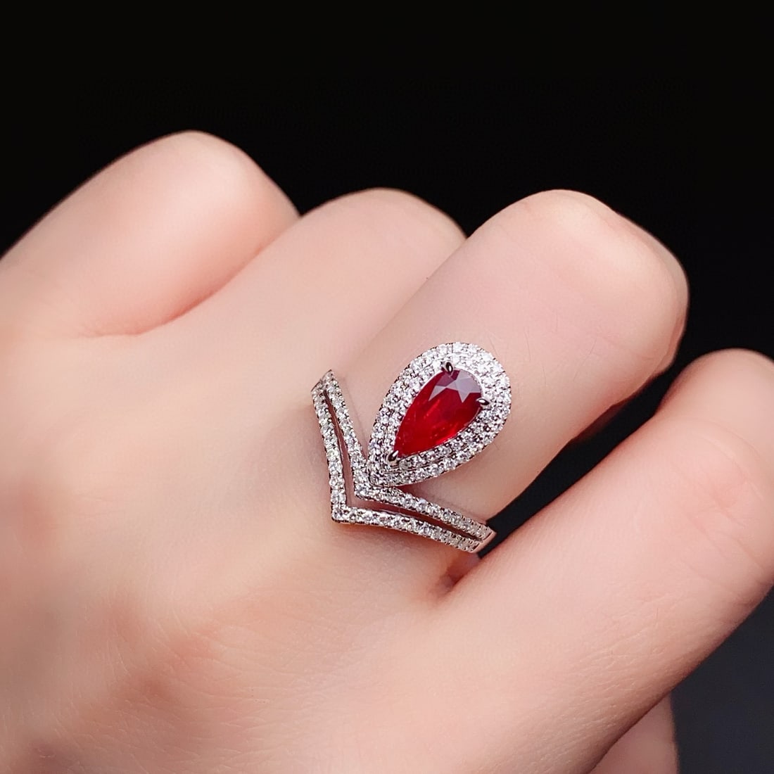 14k Gold 1.55 Ctw Vivid Red Natural Ruby & Diamond Ring - 2