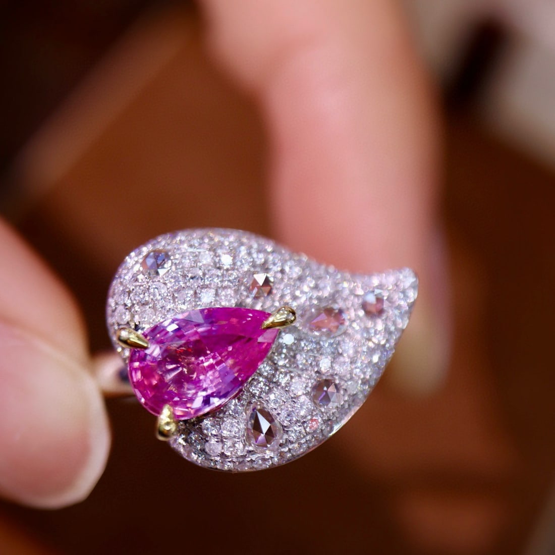 14k Gold 2.08 Ctw Natural Padparadscha Sapphire & Diamond Ring - 5