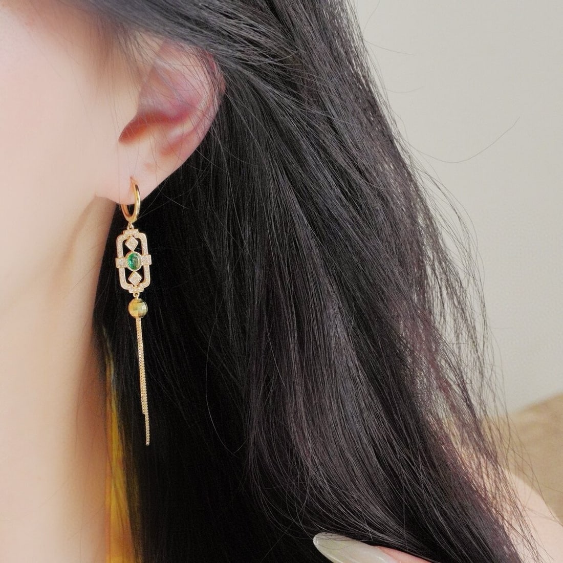 14k Gold 0.76 Ct Vivid Green Natural Emerald & Diamond Earrings - 6