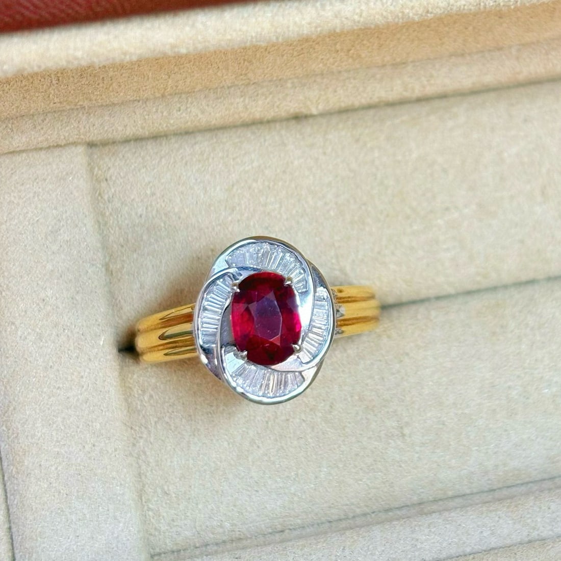 14k Gold 1.48 Ctw Natural Ruby & Diamond Ring - 3