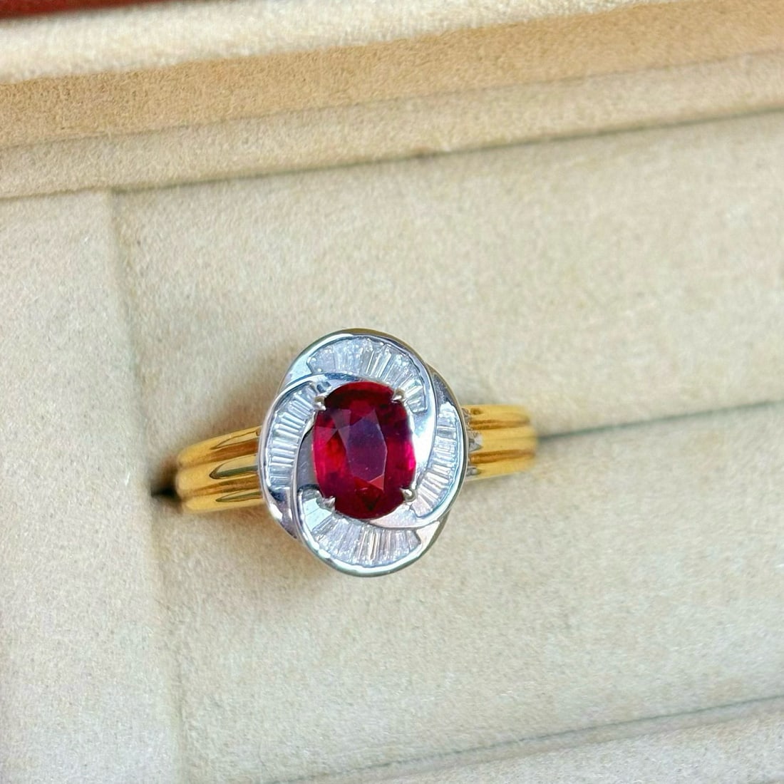 14k Gold 1.48 Ctw Natural Ruby & Diamond Ring - 6