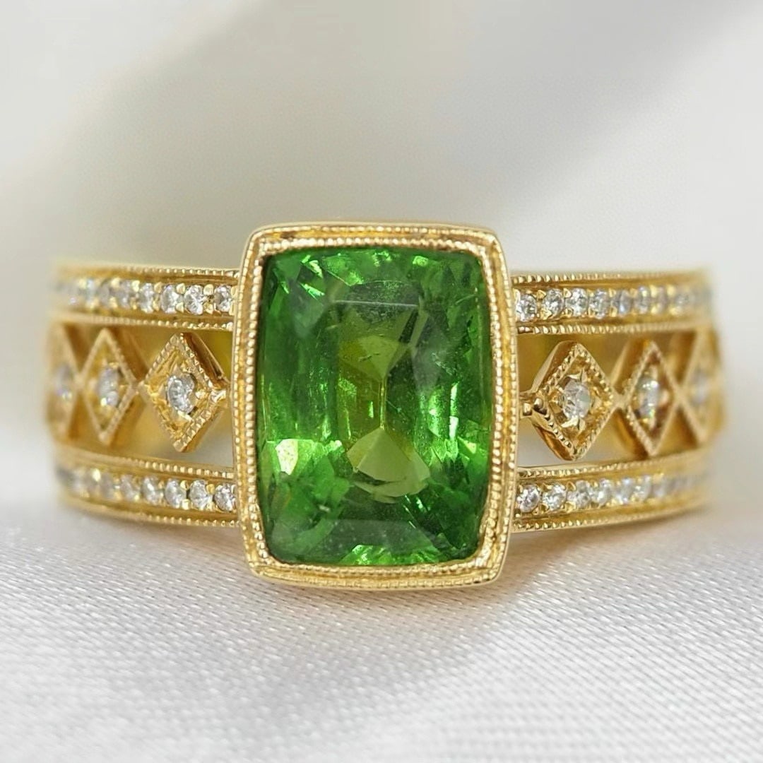 14k Gold 5.01 Ctw Natural Tsavorite & Diamond Ring - 3