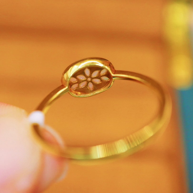 14k Gold 0.80 Ct Natural Opal Ring - 5