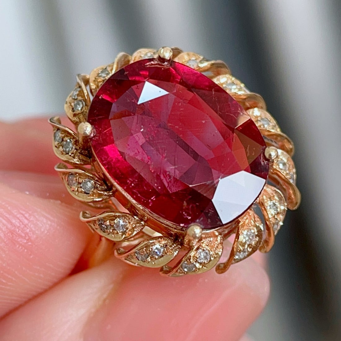 14k Gold 5.5 Ct Natural Tourmaline & Diamond Ring - 3