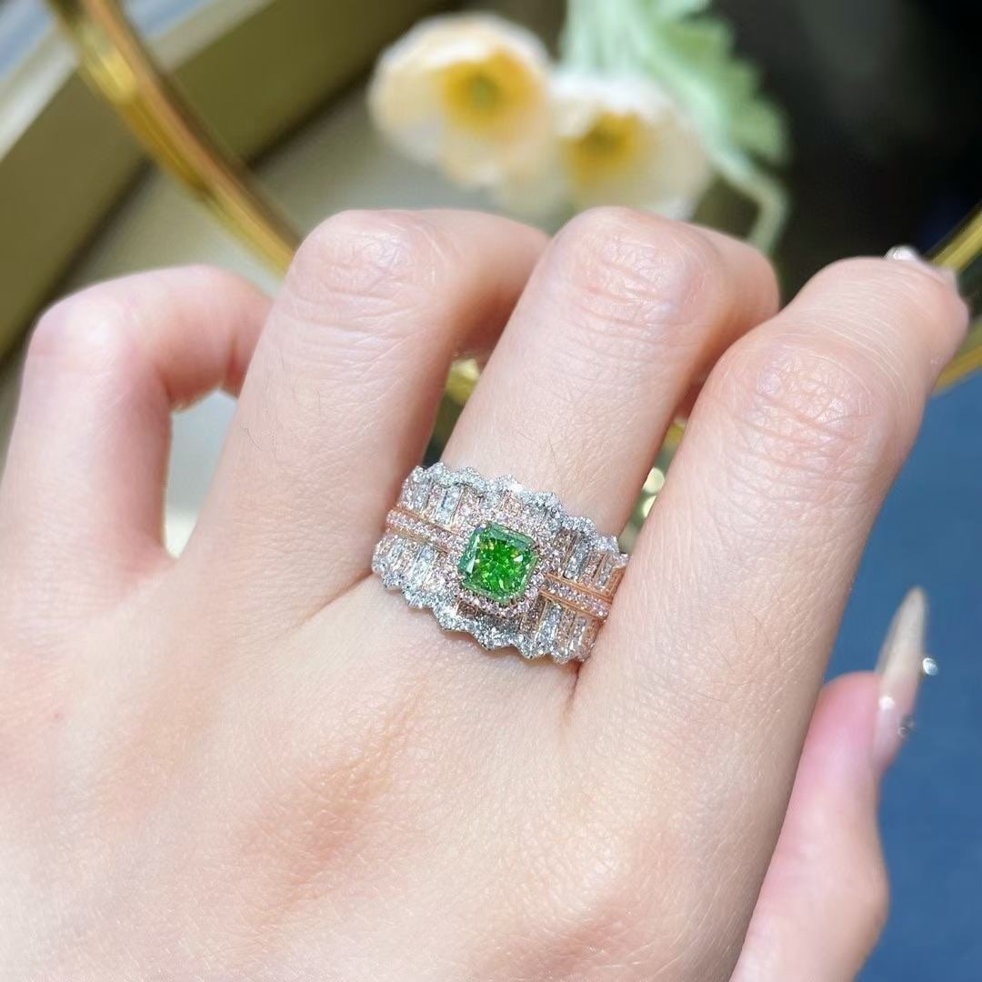 14k Gold 1.71 Ctw Natural Green Diamond & Diamond Ring - 4