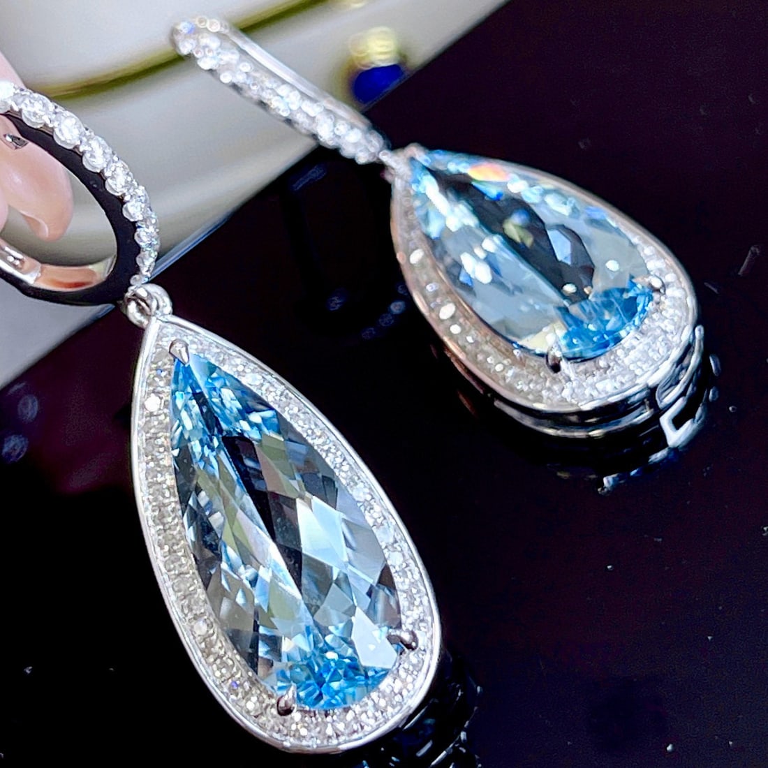 14k Gold 8.2 Ctw Natural Aquamarine & Diamond Earrings - 2