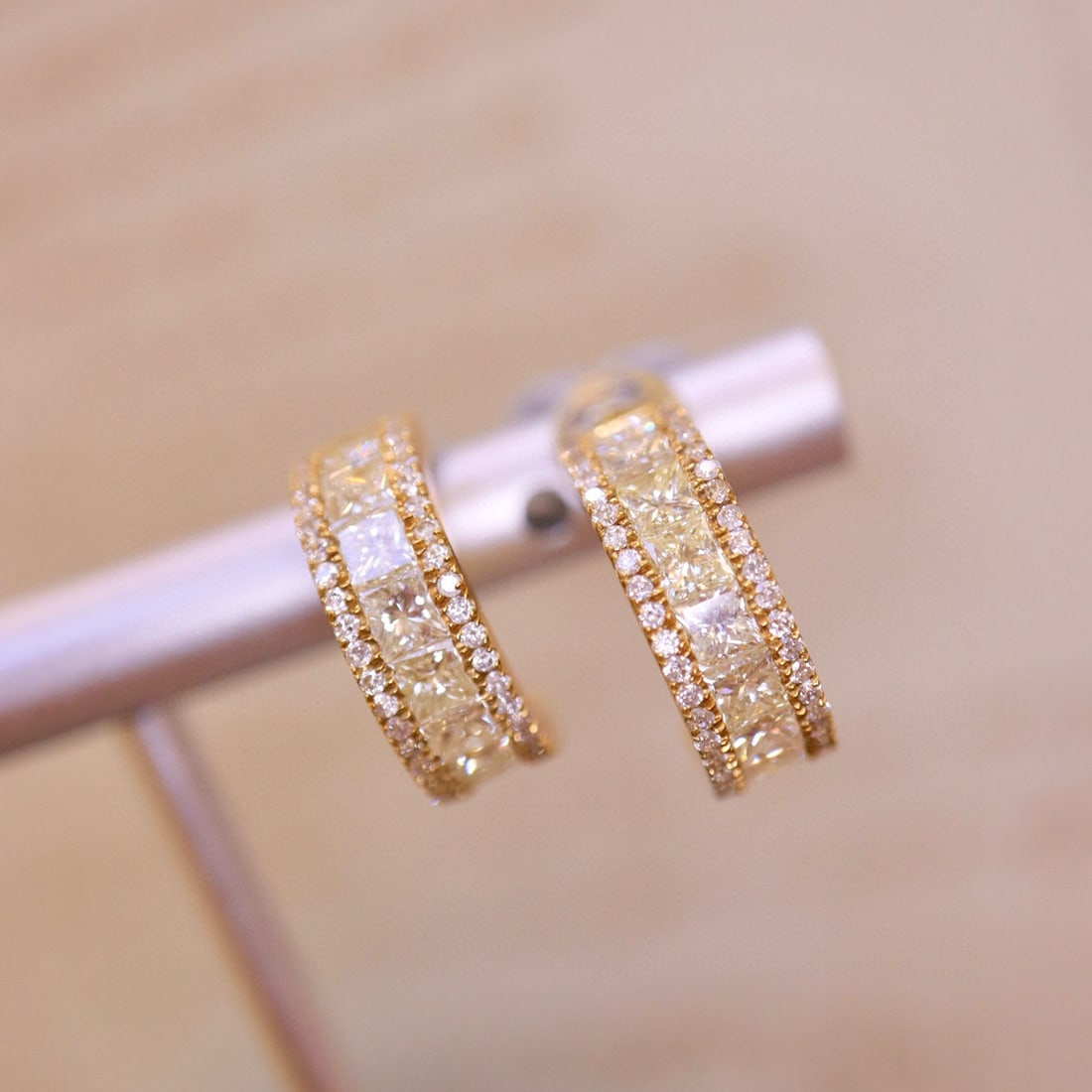 14k Gold 2.01 Ct Natural H Diamond Earrings - 6
