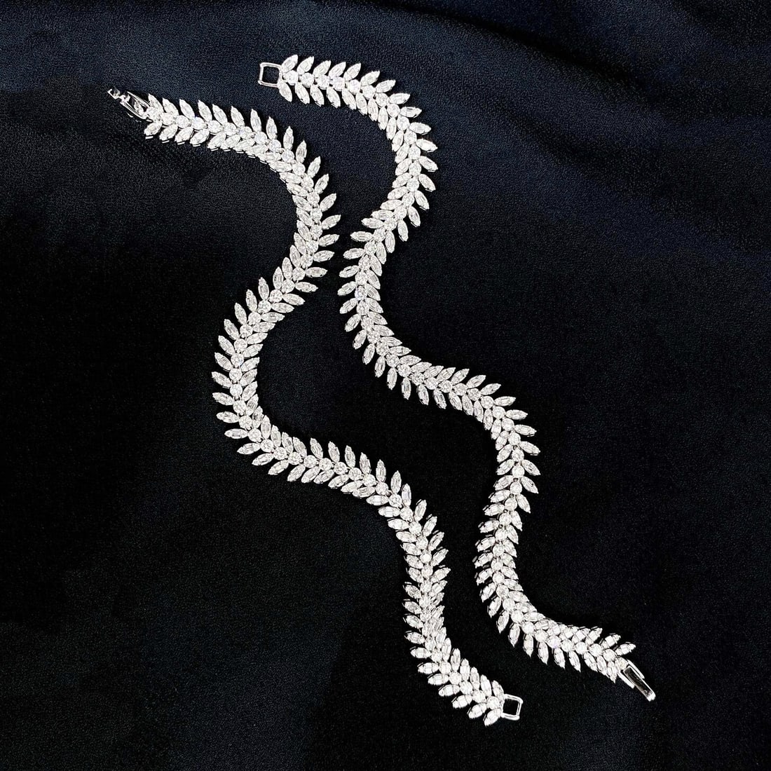 14k Gold 4.5 Ct Natural H Diamond Bracelet - 3