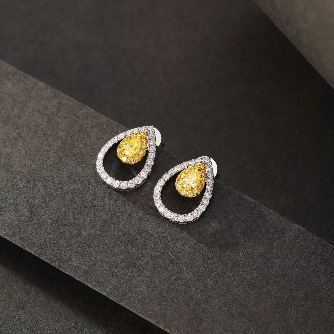 14k Gold 0.58 Ctw Natural Yellow Diamond & Diamond Earrings - 3