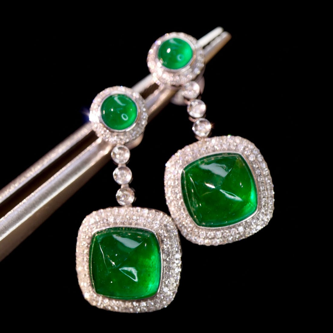 14k Gold 6.59 Ctw Vivid Green Natural Emerald & Diamond Earrings - 2