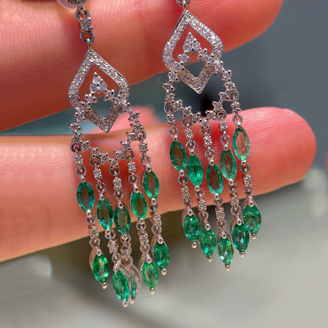 14k Gold 3.26 Ctw Natural Emerald & Diamond Earrings - 5