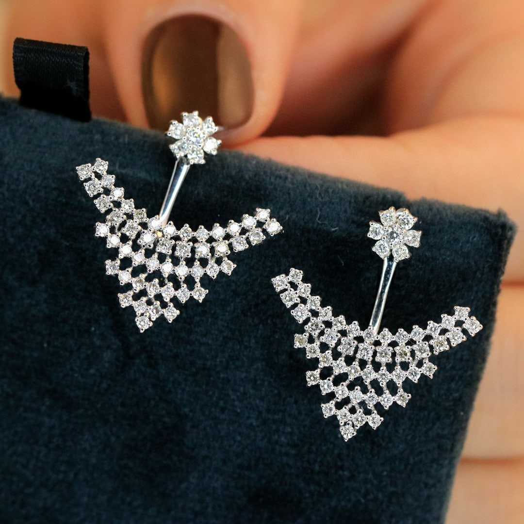 14k Gold 1.1 Ct Natural H Diamond Earrings: Ref:230941046 // gold content:14k gold // main gemstone:diamond // shape:round // carat weight:1. 1ct // clarity grade:vs-si // color:h // treatment:natural // cut grade:g // Condition: NewLow