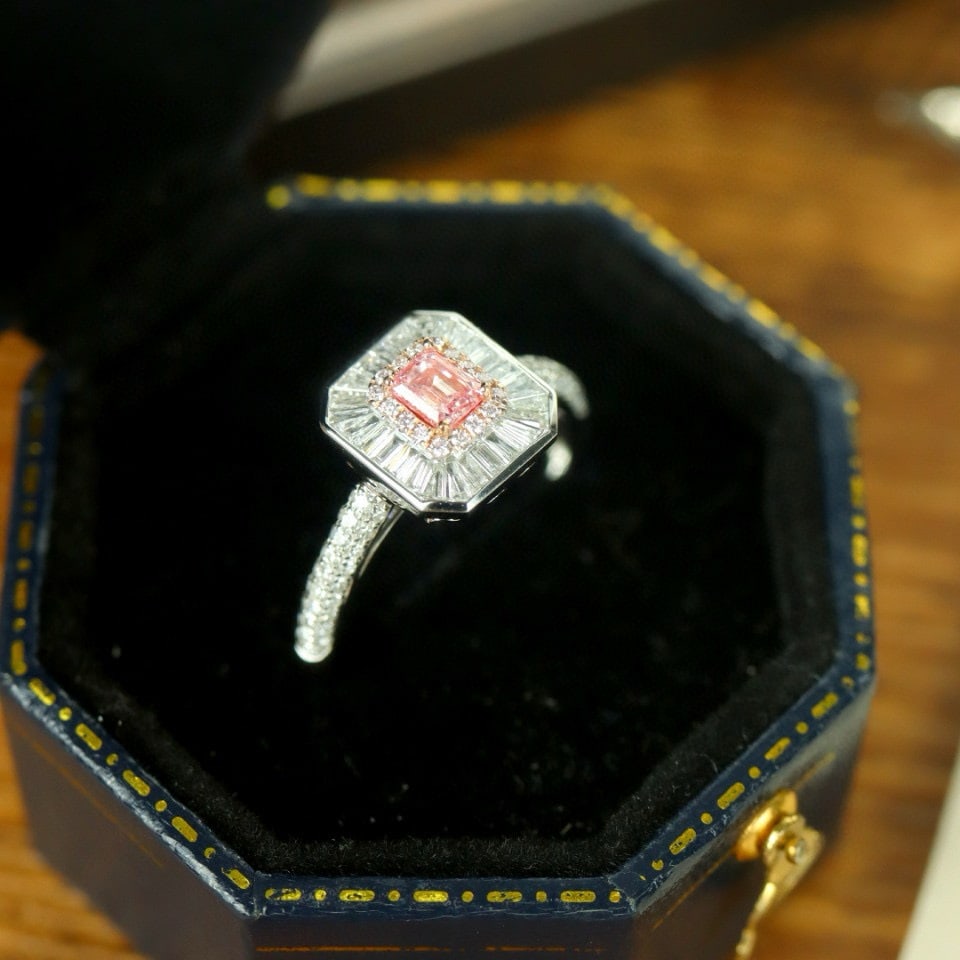 14k Gold 0.94 Ctw Natural Pink Diamond & Diamond Ring - 4