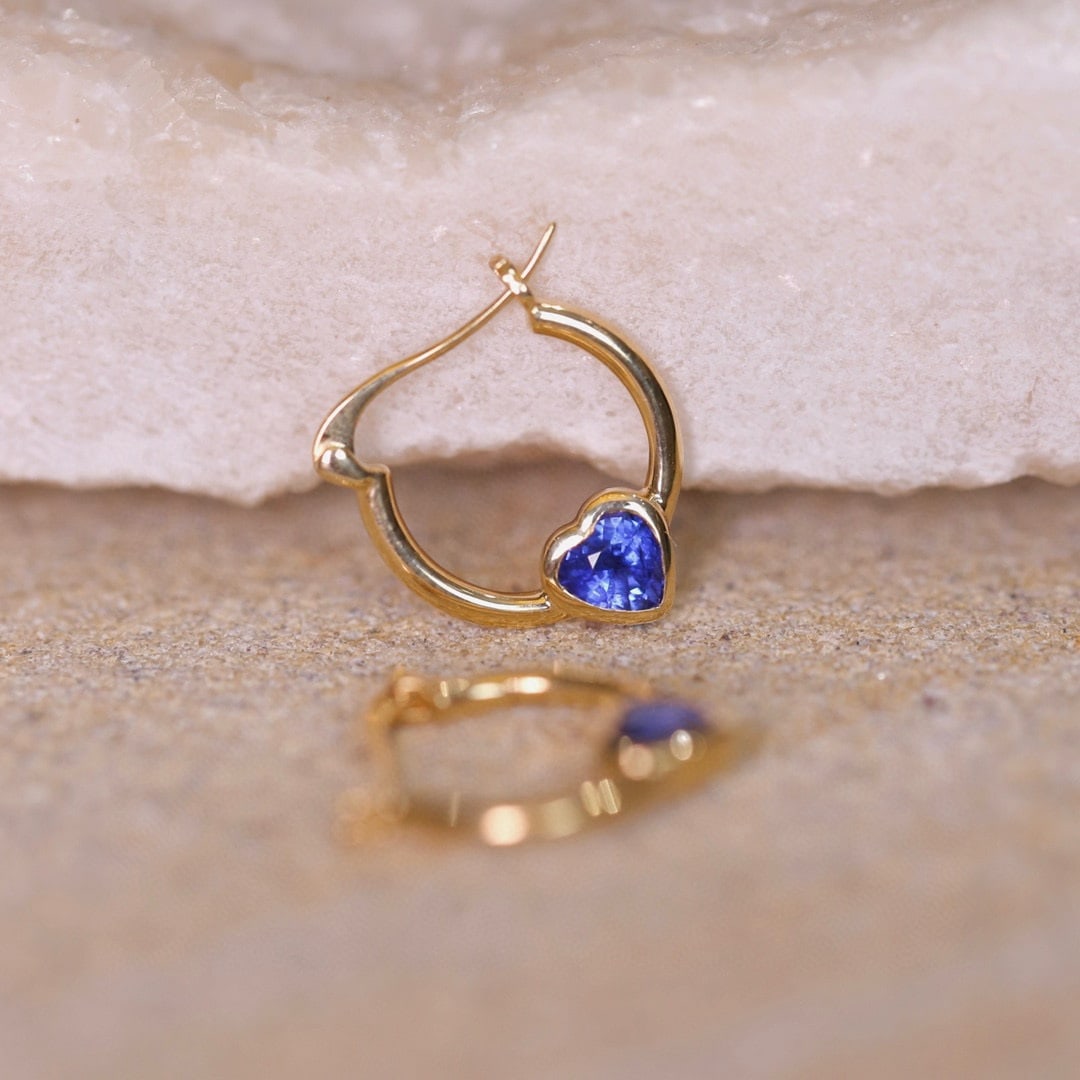 14k Gold 0.64 Ct Natural Sapphire Earrings - 2