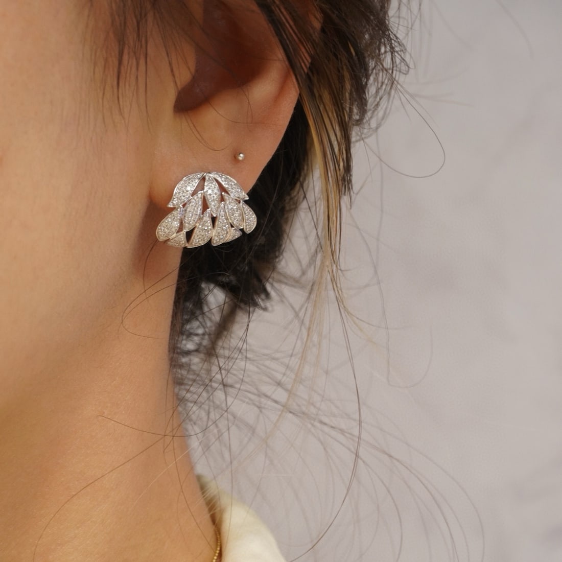 14k Gold 0.9 Ct Natural H Diamond Earrings - 5