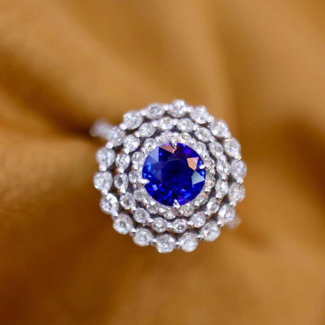 14k Gold 2.22 Ctw Natural Sapphire & Diamond Ring - 3