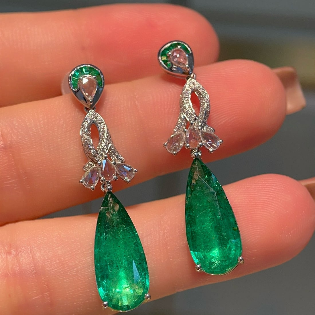 14k Gold 7.00 Ctw Vivid Green Natural Emerald & Diamond Earrings - 6