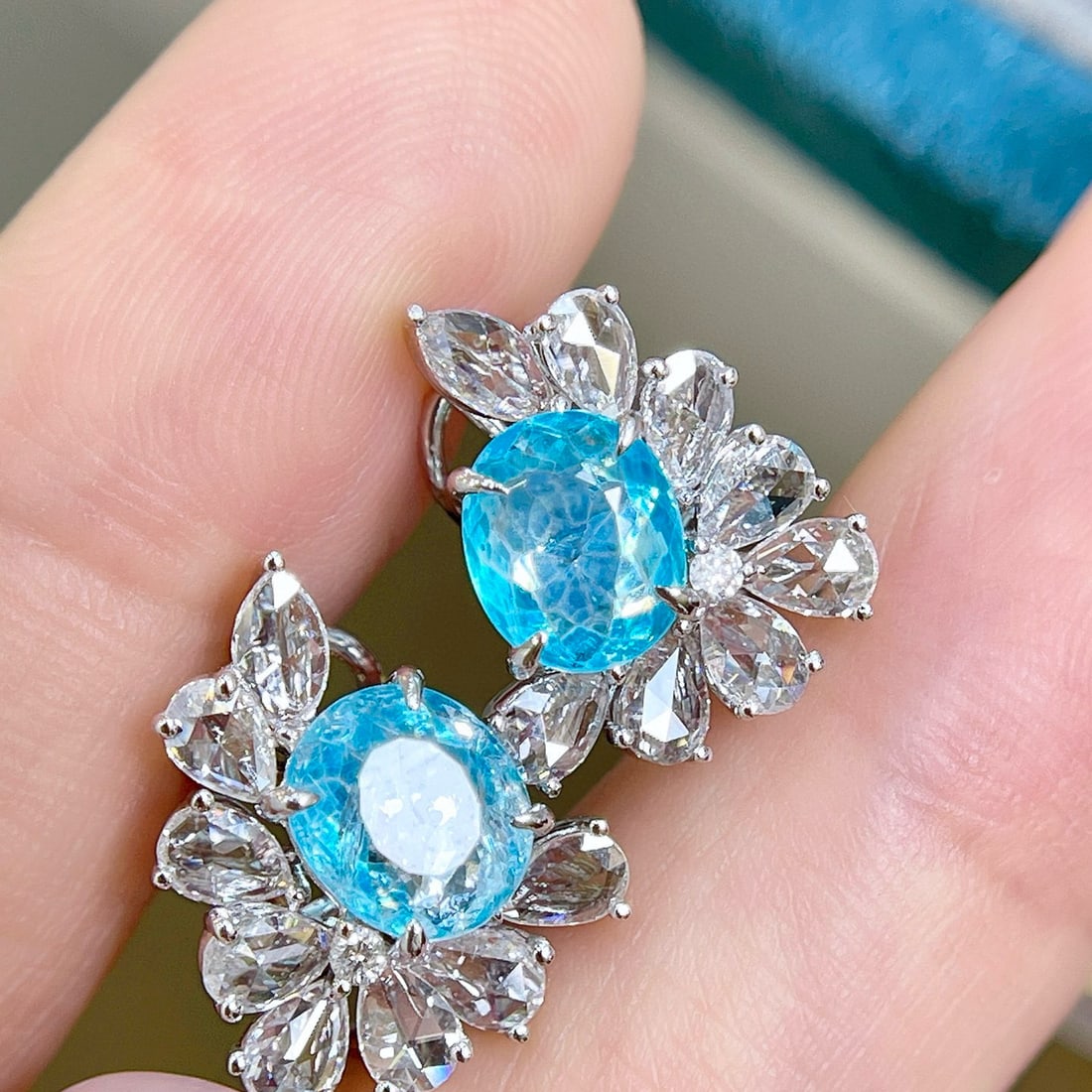 14k Gold 3.5 Ctw Natural Paraiba Tourmaline & Diamond Earrings - 4