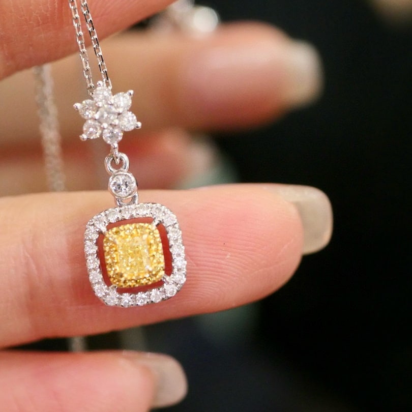 14k Gold 0.46 Ctw Natural Yellow Diamond & Diamond Necklace - 6