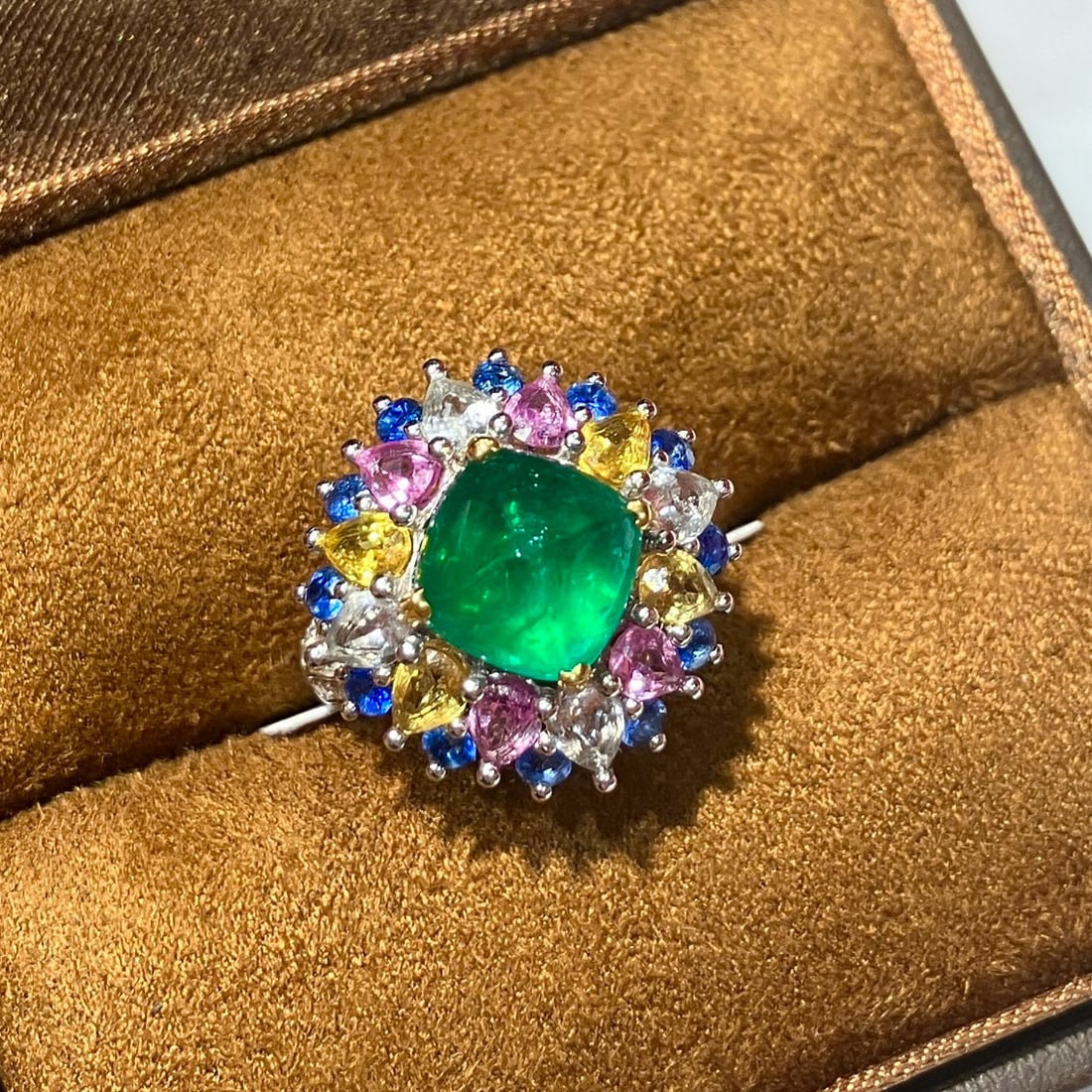 14k Gold 7.8 Ctw Natural Emerald & Sapphire Ring - 3