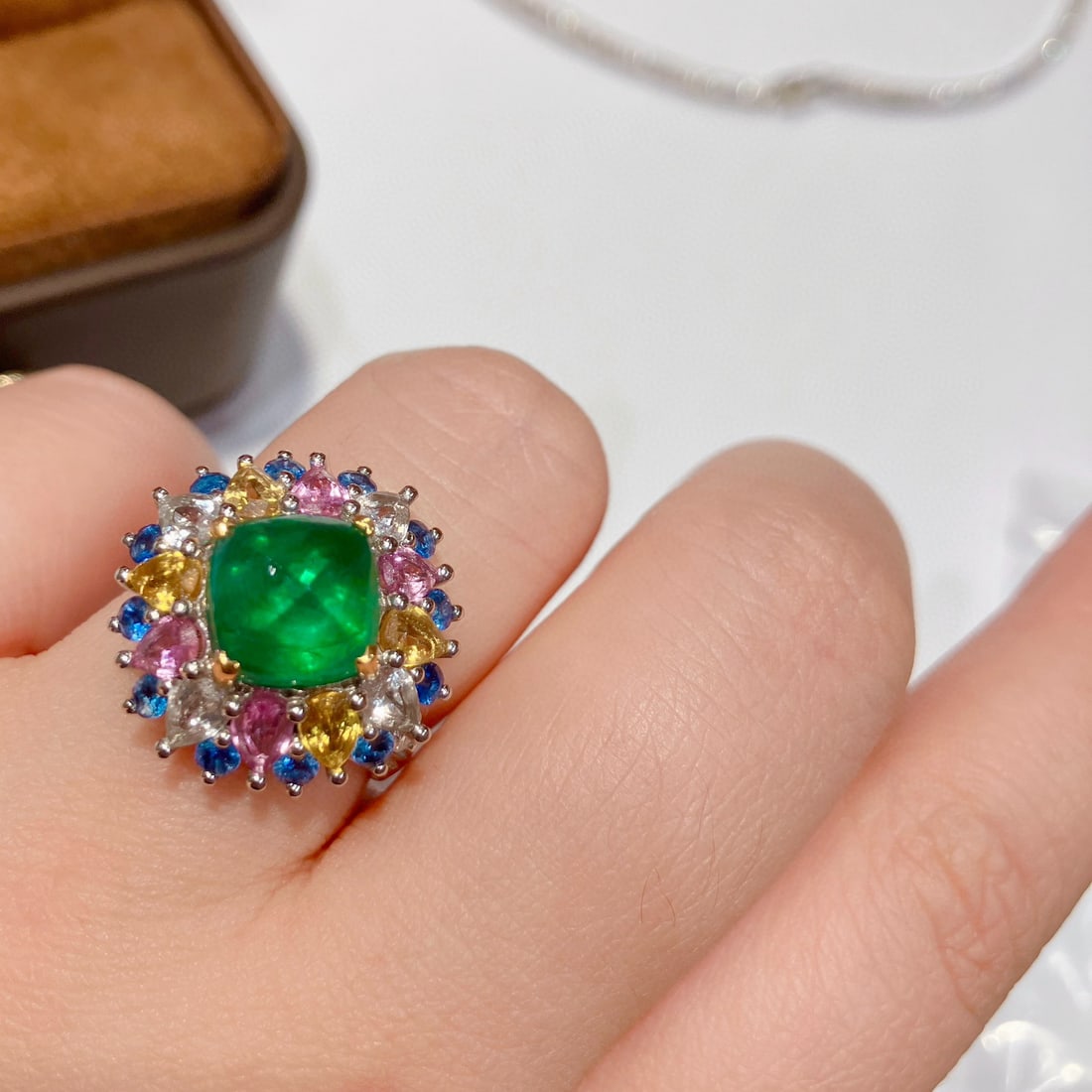 14k Gold 7.8 Ctw Natural Emerald & Sapphire Ring - 7