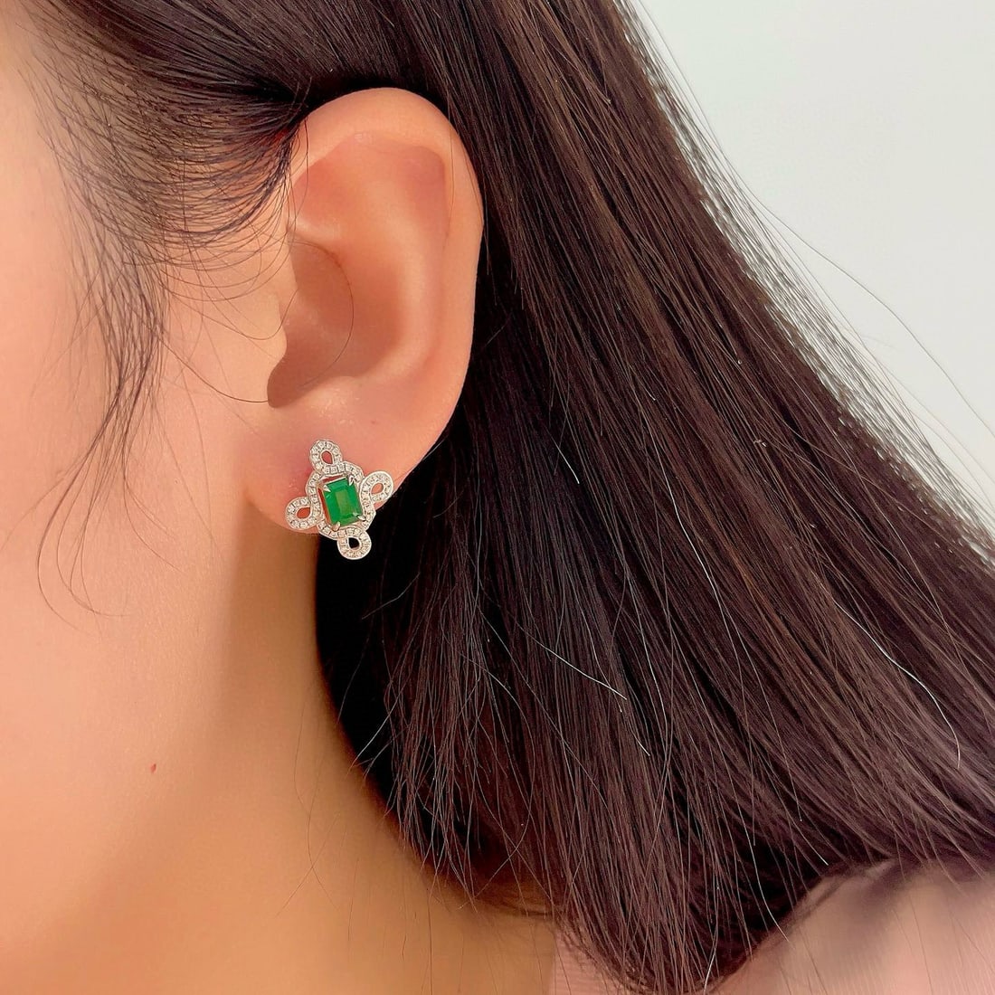 14k Gold 1.31 Ctw Vivid Green Natural Emerald & Diamond Earrings - 3