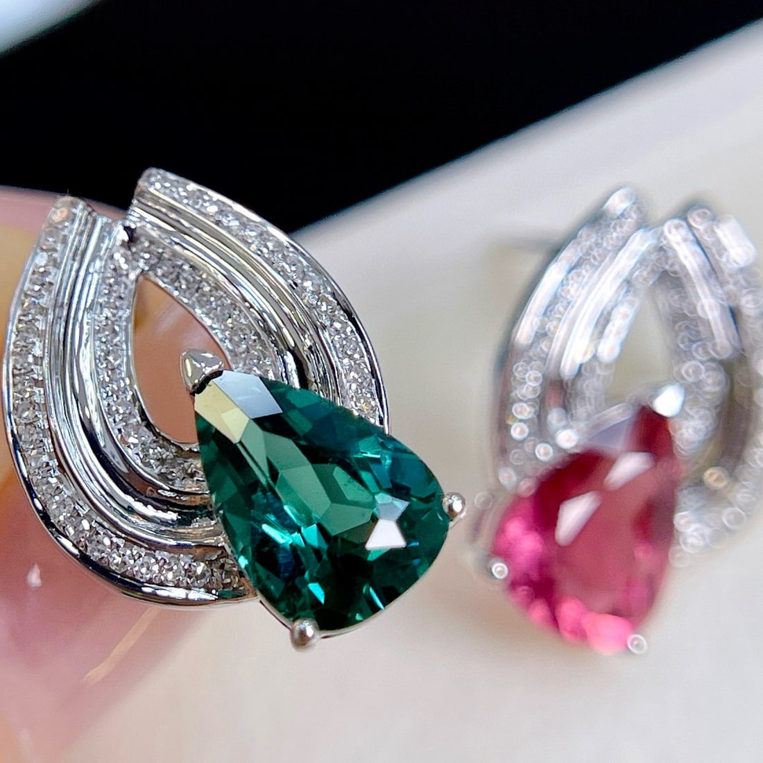 14k Gold 3.5 Ctw Natural Tourmaline & Diamond & Toi Et Moi Earrings - 2