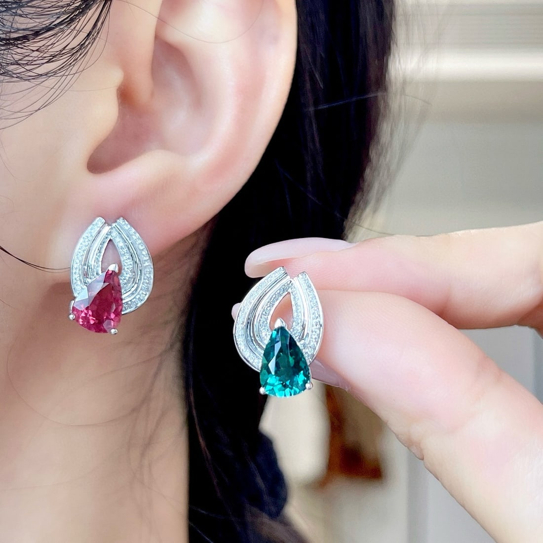 14k Gold 3.5 Ctw Natural Tourmaline & Diamond & Toi Et Moi Earrings - 4