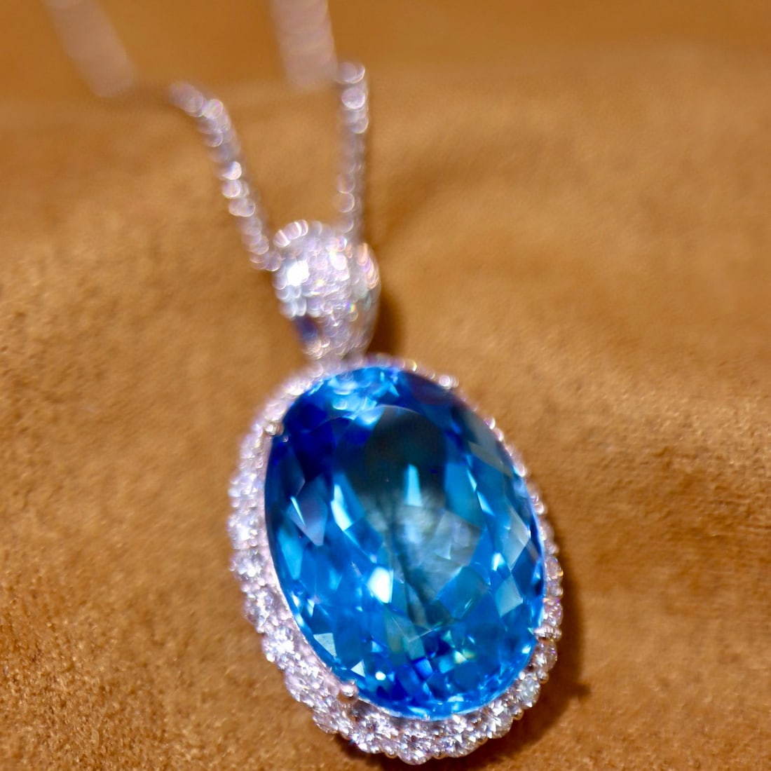 14k Gold 18.24 Ctw Natural Topaz & Diamond Pendant( Without Chain ) - 5