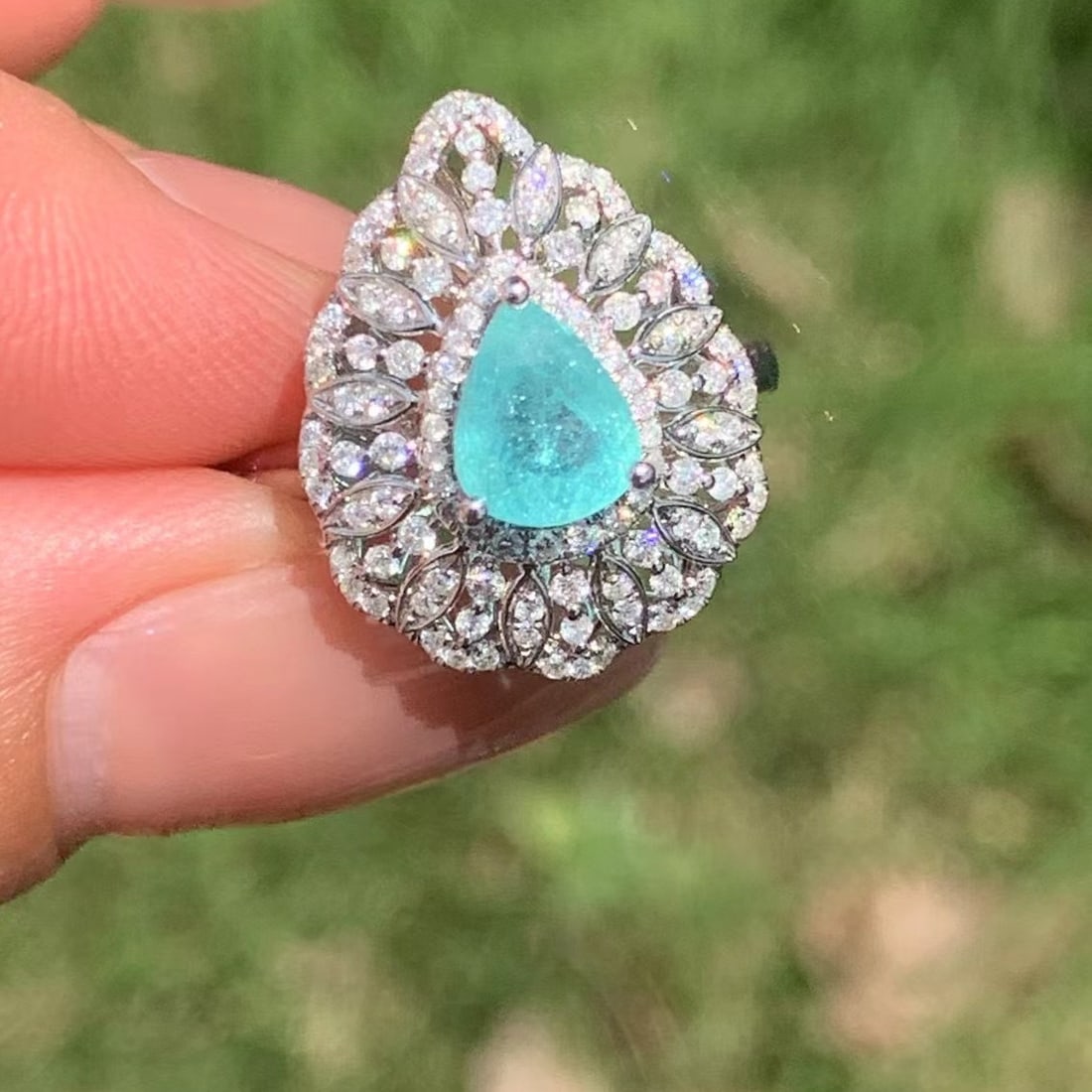 14k Gold 1.2 Ct Natural Paraiba Tourmaline & Diamond Ring - 5