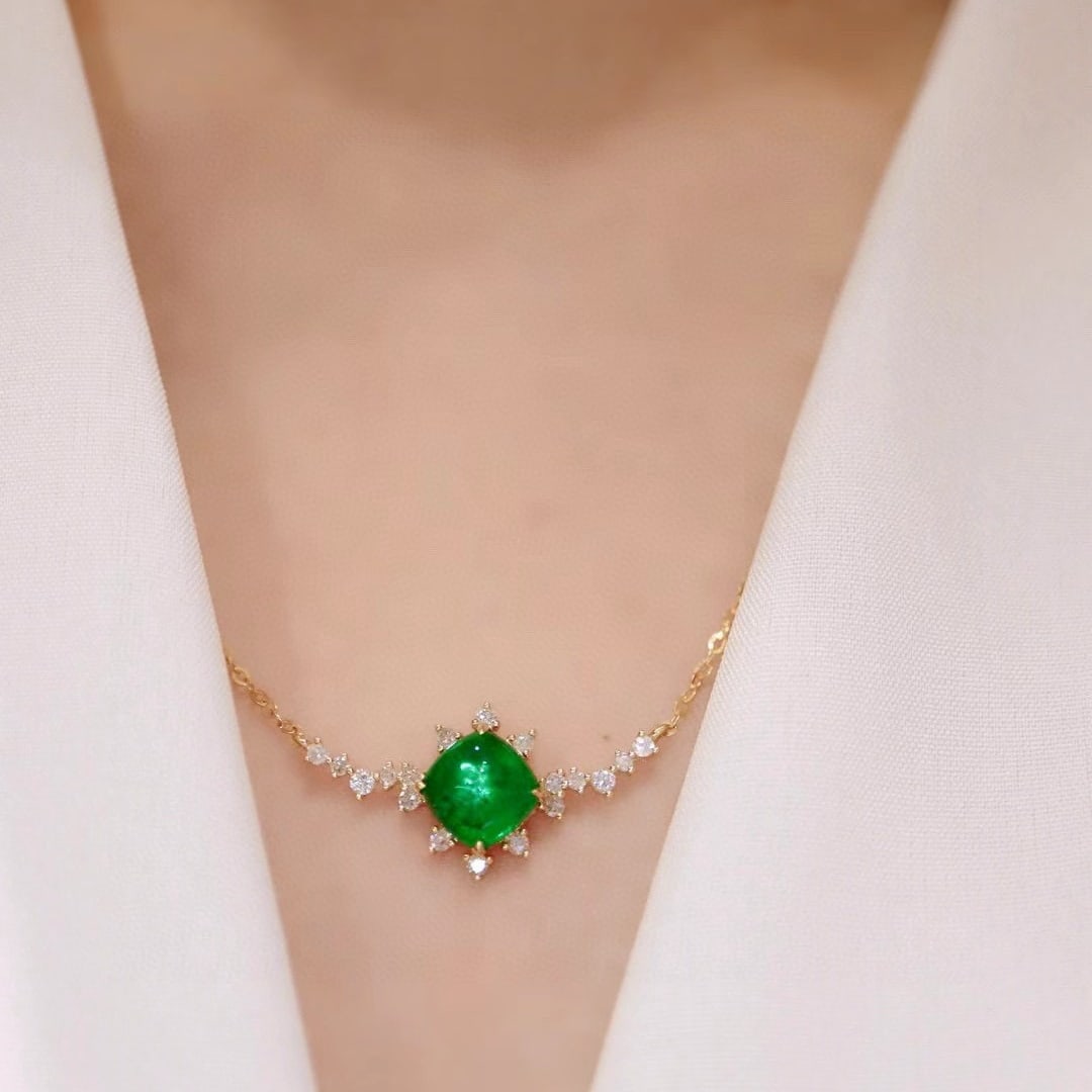 14k Gold 2.11 Ctw Vivid Green Natural Emerald & Diamond Necklace - 5