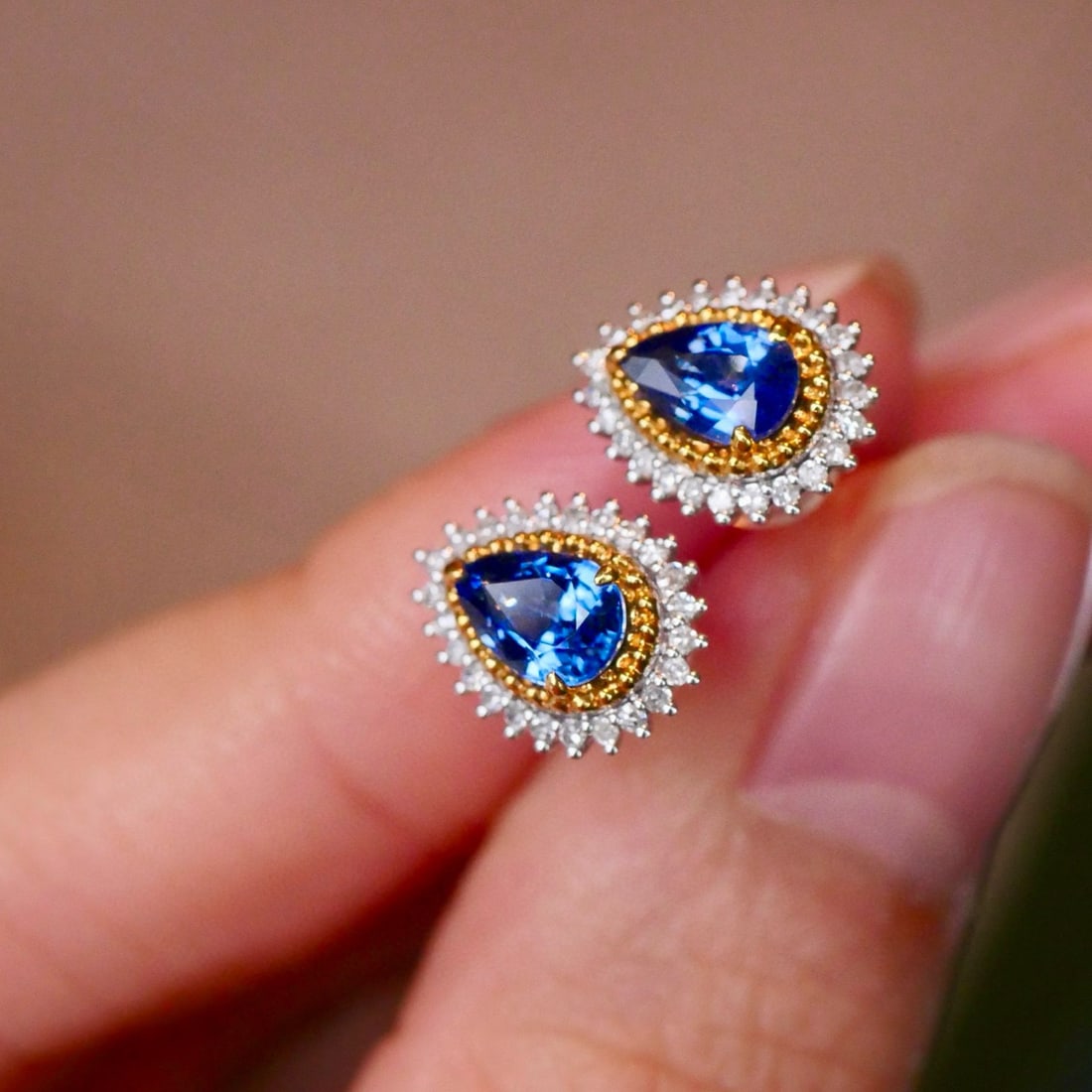 14k Gold 1.4 Ctw Natural Sapphire & Diamond Earrings - 7