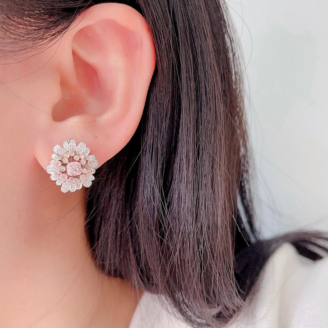 14k Gold 0.80 Ctw Natural Pink Diamond & Diamond & Flowers Earrings - 3