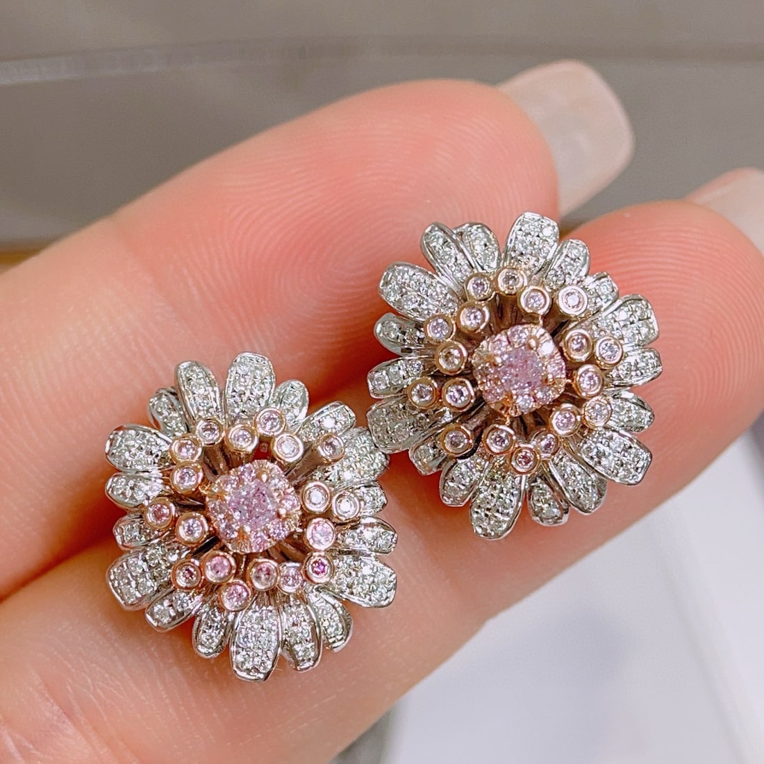 14k Gold 0.80 Ctw Natural Pink Diamond & Diamond & Flowers Earrings - 4