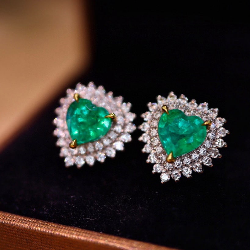 14k Gold 2.07 Ctw Vivid Green Natural Emerald & Diamond Earrings - 2