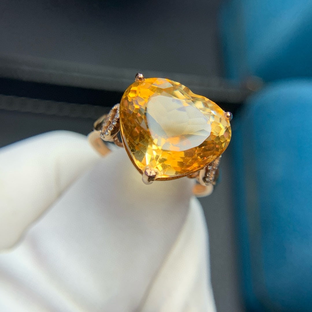 14k Gold 13.5 Ct Natural Citrine & Diamond Ring - 2