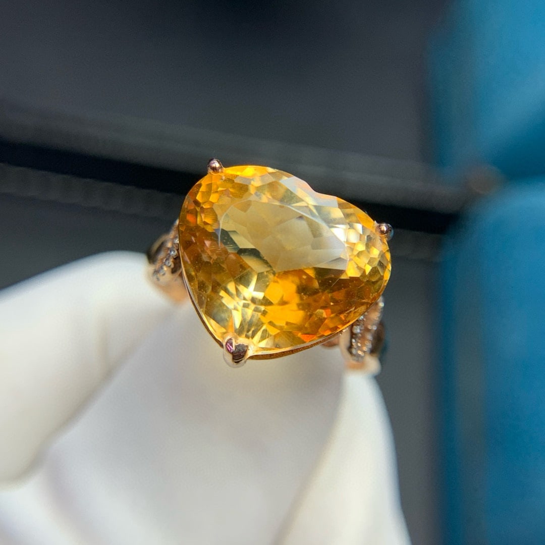 14k Gold 13.5 Ct Natural Citrine & Diamond Ring - 3