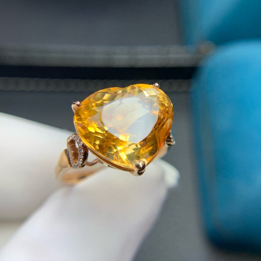 14k Gold 13.5 Ct Natural Citrine & Diamond Ring - 4