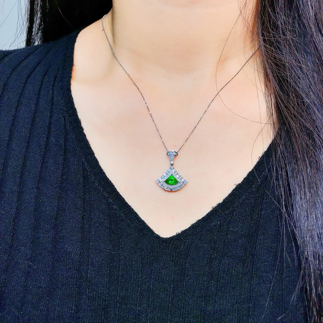 14k Gold 1.48 Ctw Vivid Green Natural Emerald & Diamond Pendant( Without Chain ) - 6