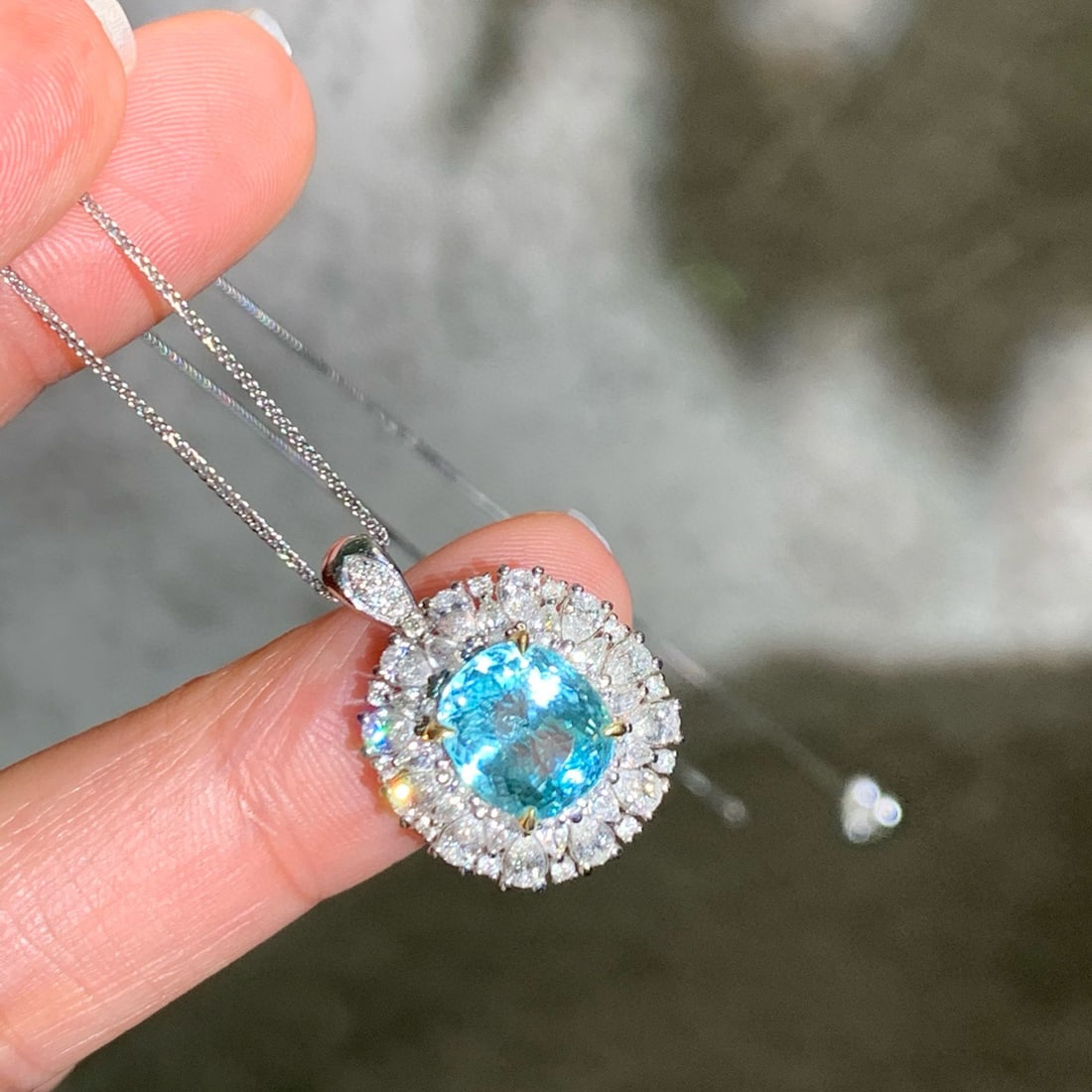 14k Gold 4.64 Ctw Natural Paraiba Tourmaline & Diamond Ring/pendant( Without Chain ) - 2