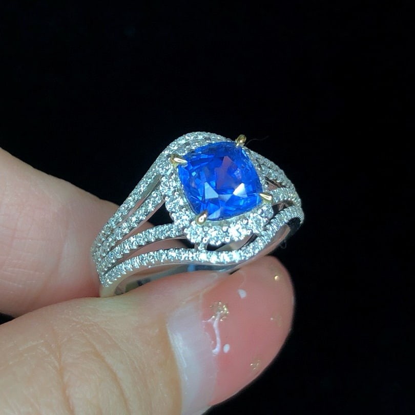 14k Gold 2.78 Ctw Natural Sapphire & Diamond Ring - 6